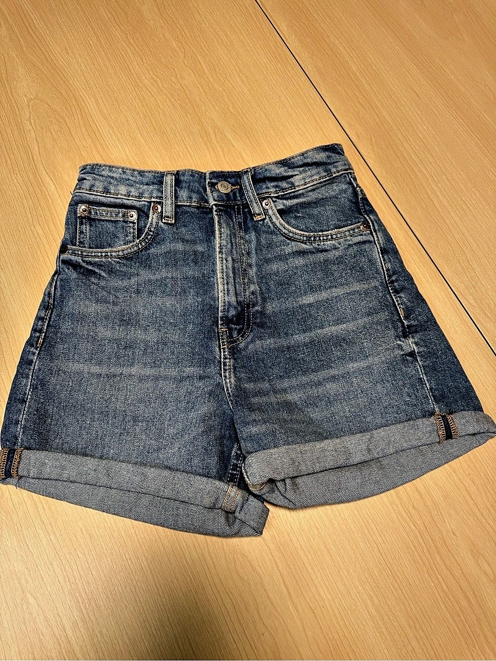 Zara Denim Jean Shorts Blue Size 0